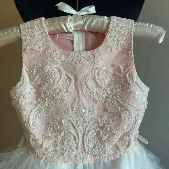 GIRLS BEATIFUL TULLE AND BEAD DRESS SIZE 8-9 NWT - Picture 8 of 9